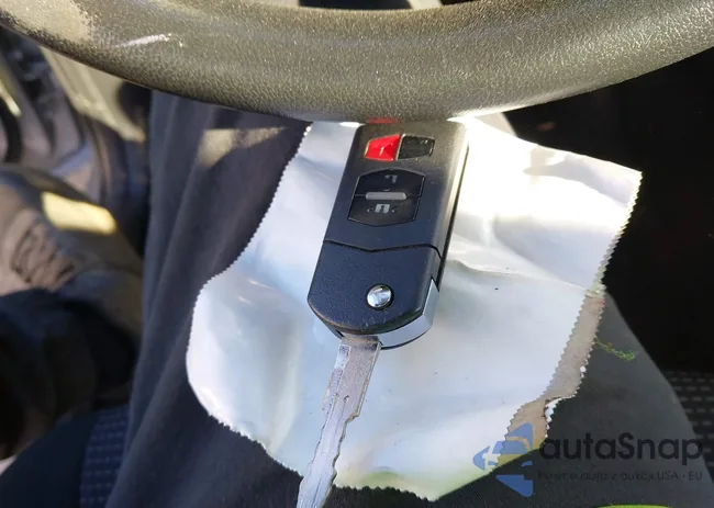 JM1BL1UF0C1544890: 38252433