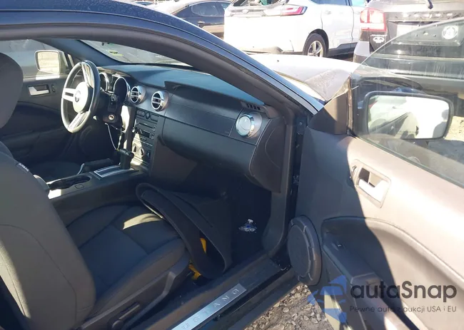 1ZVHT80N985131766: 38253127