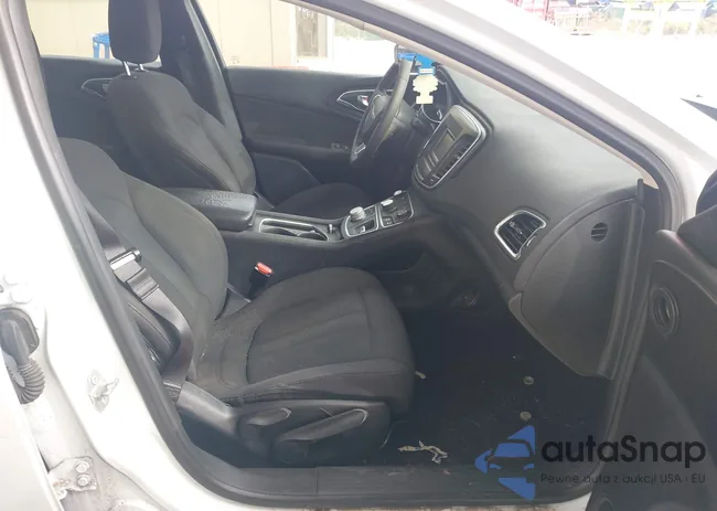 1C3CCCAB0FN743098: 38257298