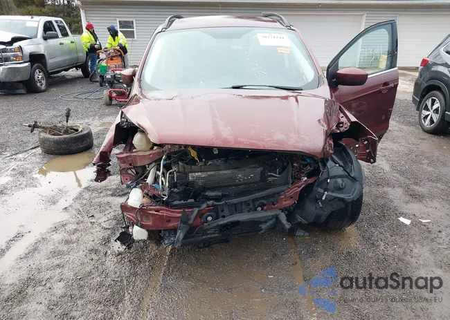 1FMCU0GD0JUA08065: 38271341