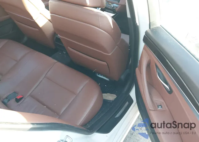 WBAXH5C54DD110413: 38271445