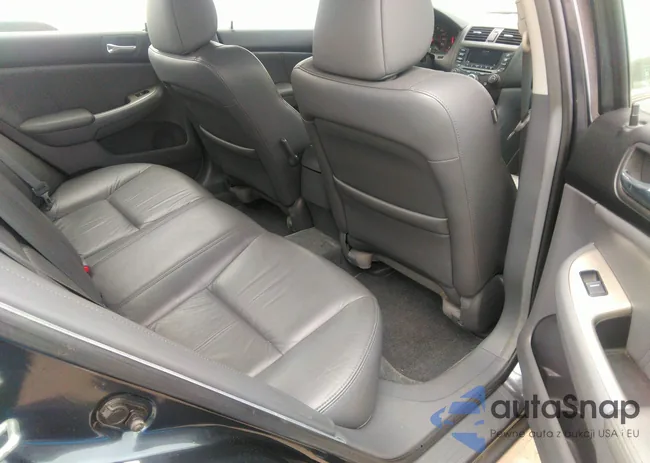 1HGCM66574A087386: 38270773