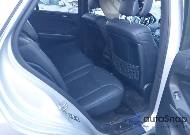 4JGBB8GB1AA608884: 38278459