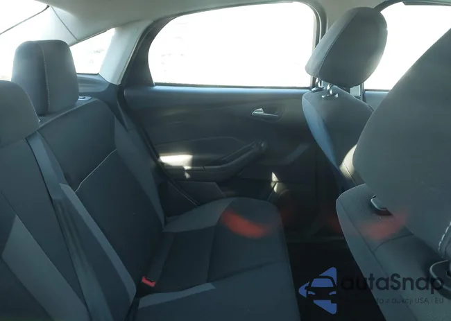 1FADP3F27EL275304: 38282659