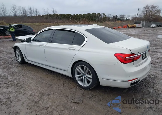 WBA7F2C55GG419122: 38283828