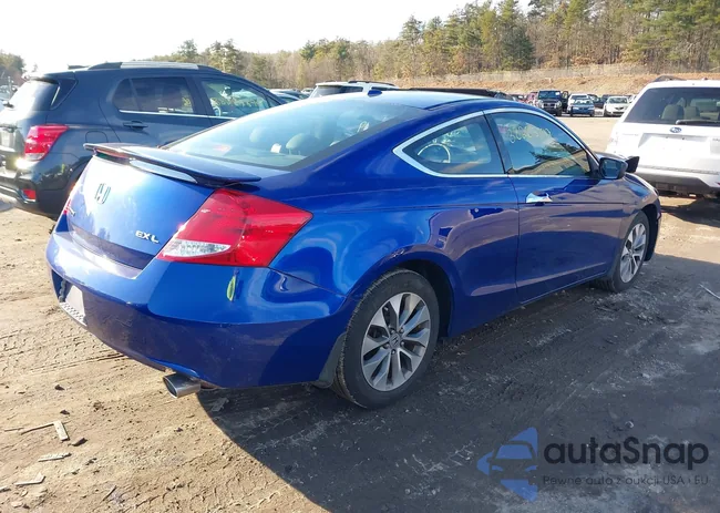 1HGCS1B89BA003087: 38285109