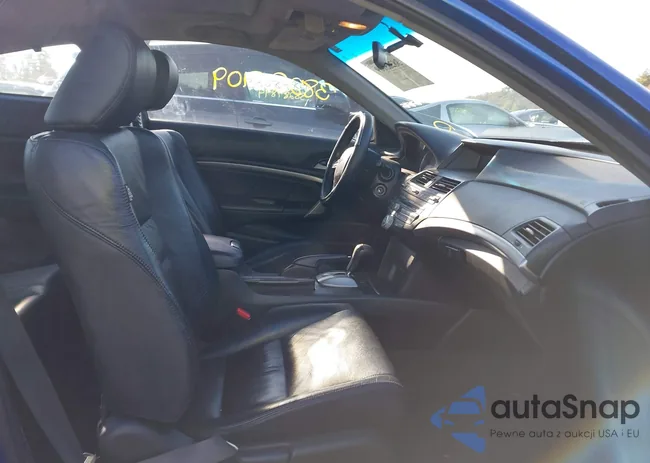 1HGCS1B89BA003087: 38285109