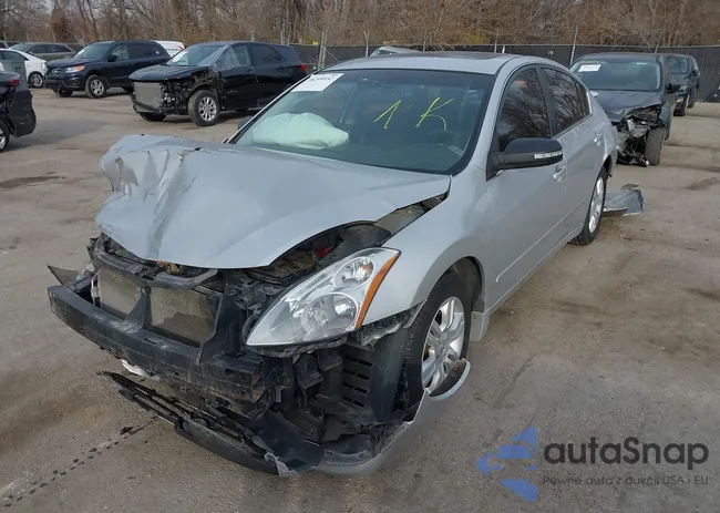 1N4AL2AP4BN458090: 38299952