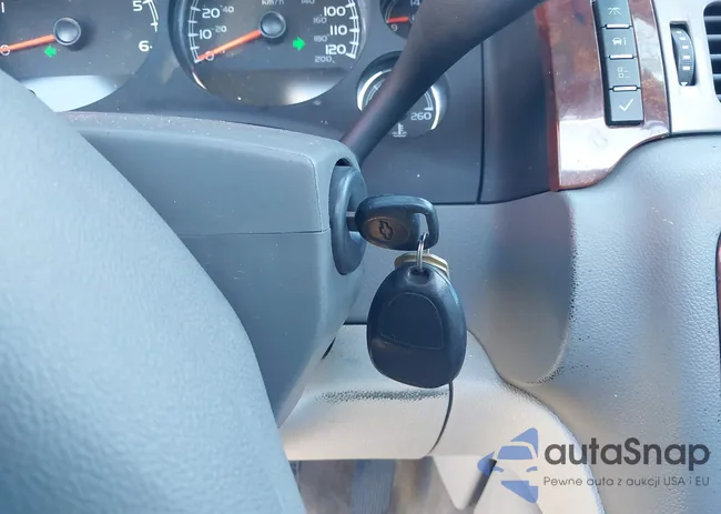 1GNSCBE04DR327966: 38300210