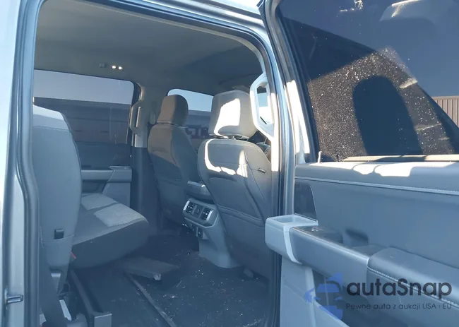 1FTFW1E8XNKD65293: 38299744