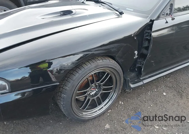 1FALP47V6VF192682: 38301458