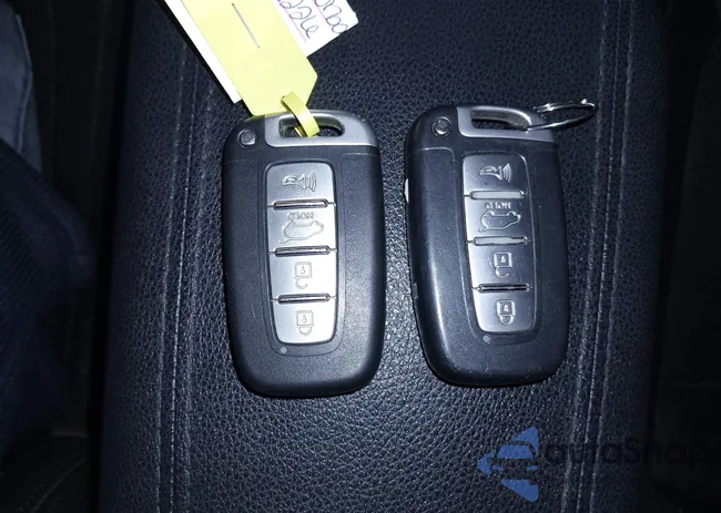 KNDPCCA25B7080185: 38304874