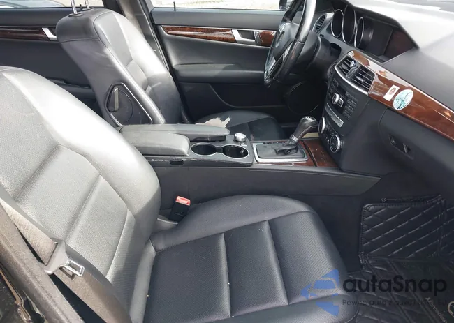 WDDGF8AB7DA839886: 38312761