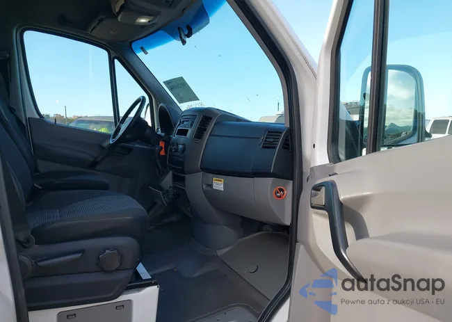 WD3PE8CC1D5781456: 38326084