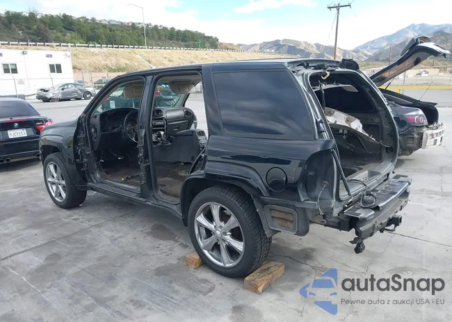 1GNES13H362282453: 38327547