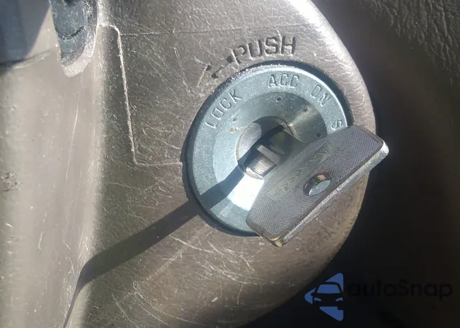 JT2EL56D7S0100256: 38333797