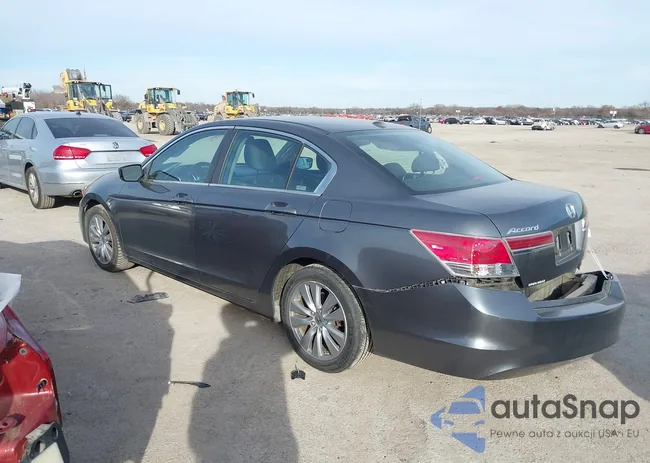 1HGCP2F89CA203079: 38351896