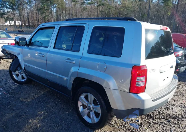 1C4NJPFBXED604384: 38352756