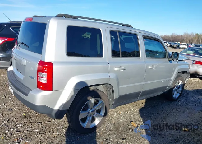 1C4NJPFBXED604384: 38352756