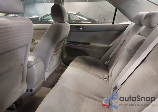 4T1BE32K16U735691: 38370046