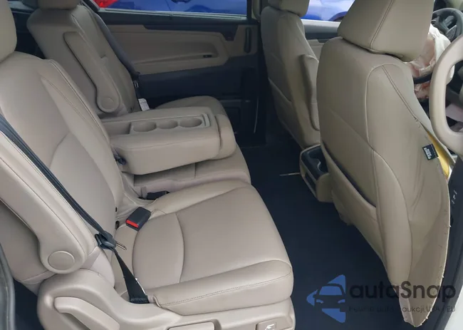 5FNRL6H6XPB035974: 38370653