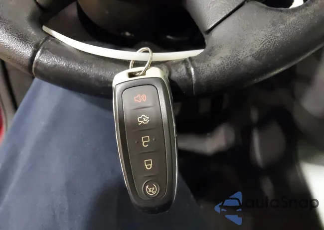 1FADP3N2XDL113618: 38370884