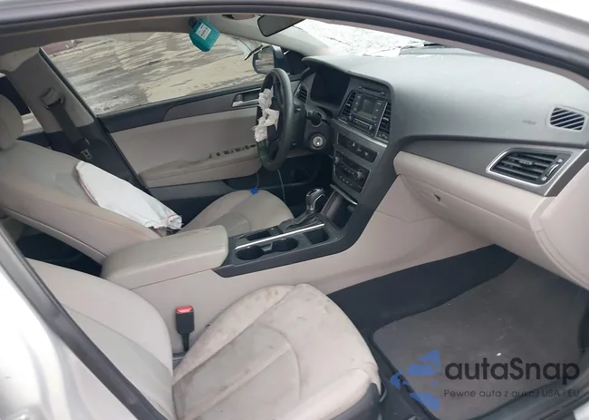 5NPE24AF8HH503591: 38371752