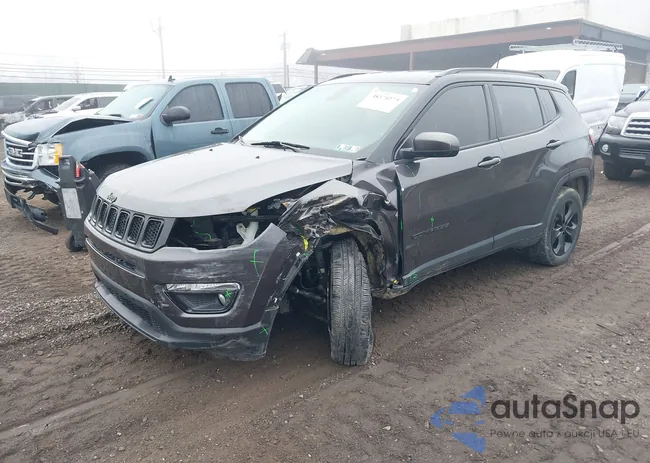 3C4NJDBB2JT313323: 38374273