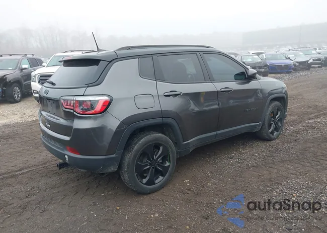 3C4NJDBB2JT313323: 38374273