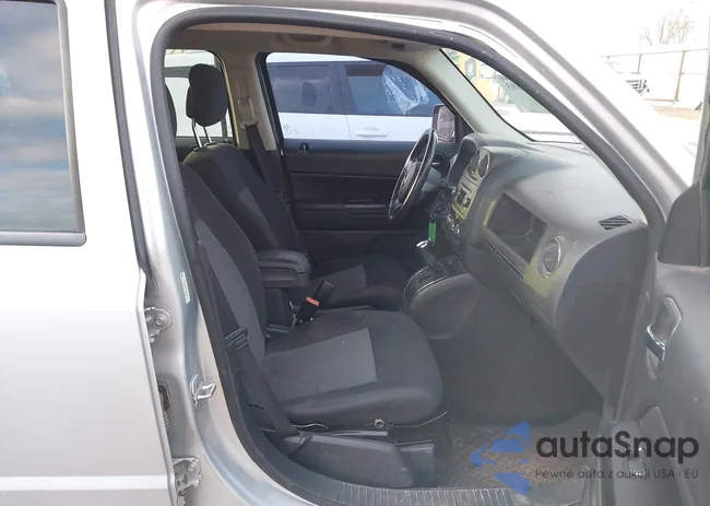 1C4NJRFB0ED549410: 38394693