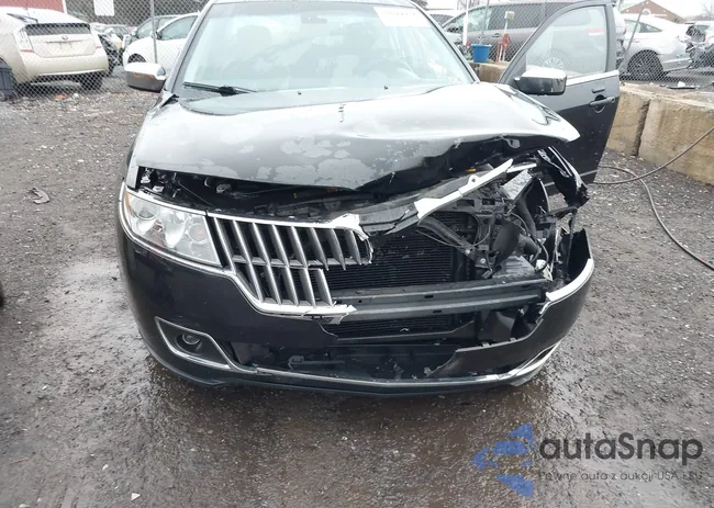 3LNHL2JC2BR761139: 38394926