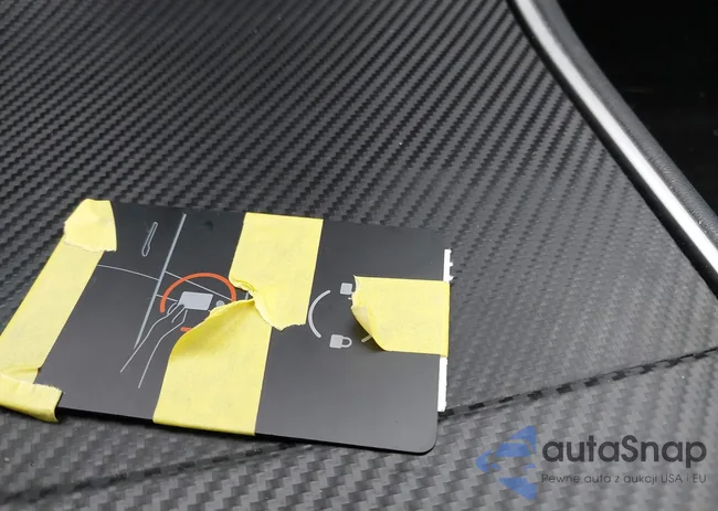 5YJ3E1EB2JF087109: 38396897