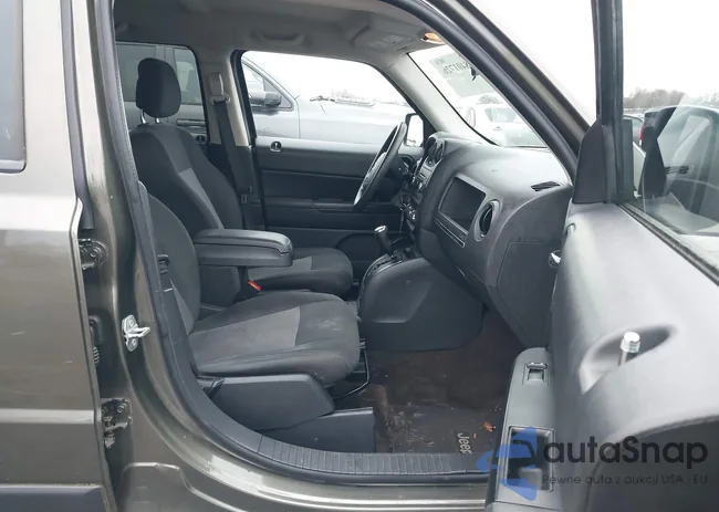 1C4NJRBB9FD324751: 38401726