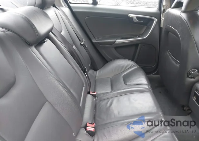 YV1612FH8D2227201: 38402939