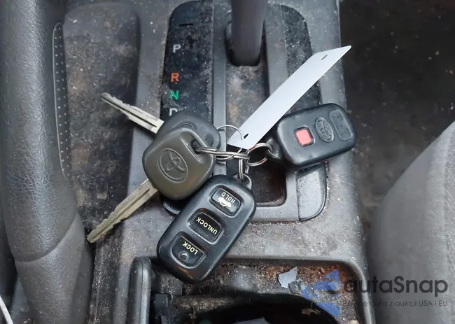 4T1BF32KX4U067741: 38404630