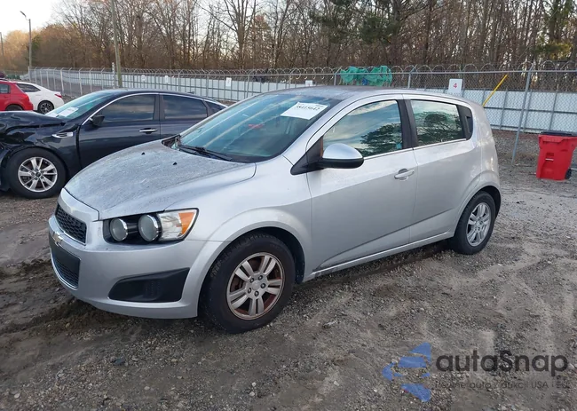 1G1JC6SH8E4216494: 38415642