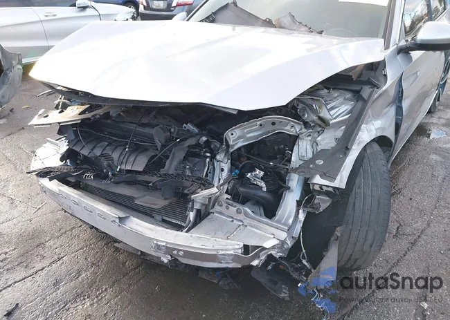 1HGCV2F34KA014283: 38417543