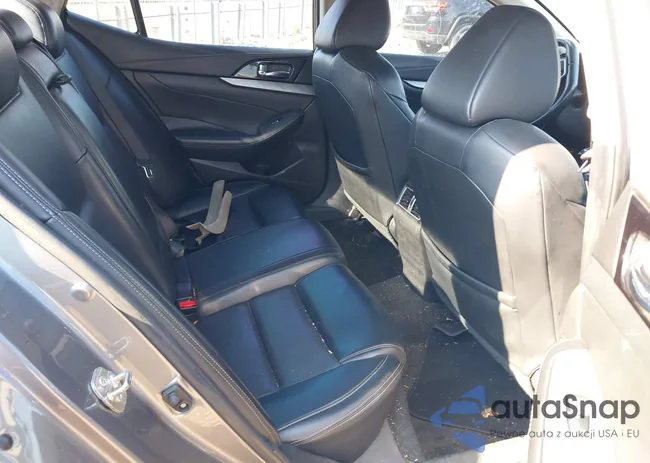 1N4AA6AP8HC381631: 38418145