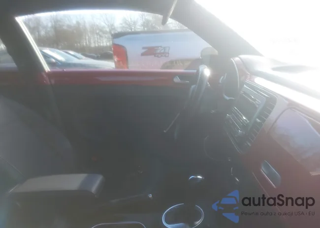 3VWJP7AT0DM687708: 38423147