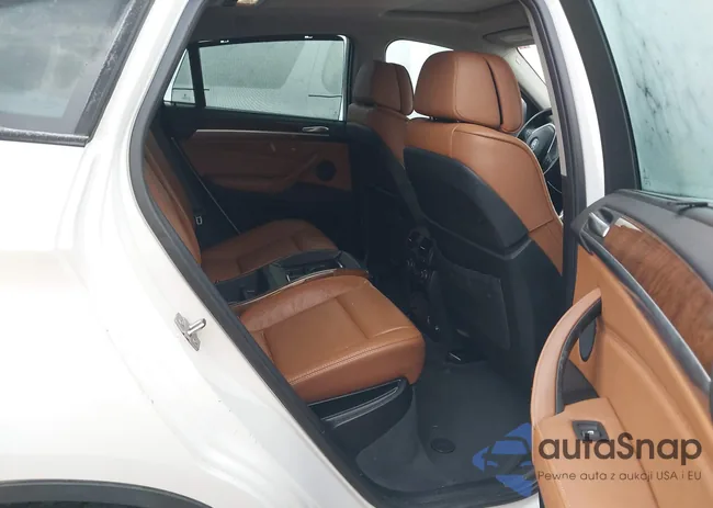 5UXFG2C58CL778024: 38424342