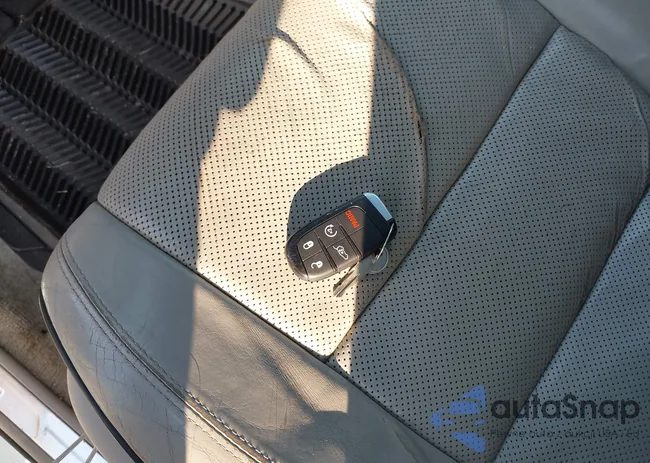 1C4RJFCG7GC472513: 38430685