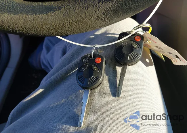 1FADP3F21EL395759: 38440944