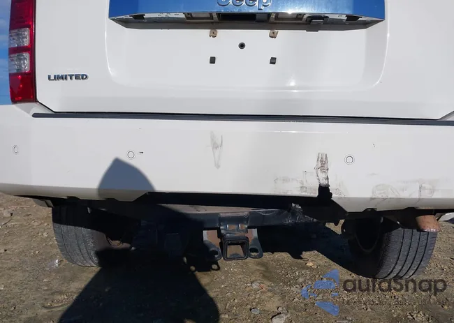 1J4PP5GK6AW128945: 38441002