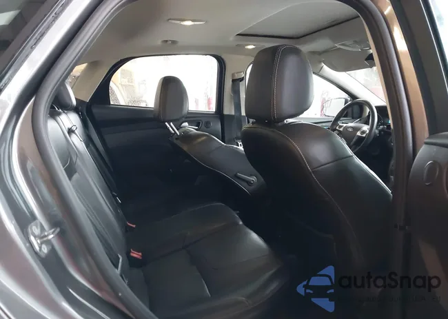 1FADP3J20EL413143: 38442802