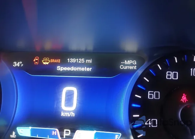 1C3CCCBG9FN514235: 38456438