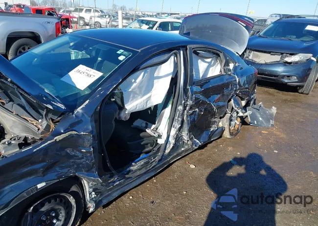 3KPF24AD8NE441659: 38457887