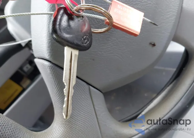 KMHCG35C03U266673: 38459384