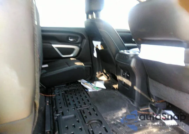 1N6BA1F4XGN506855: 38460124