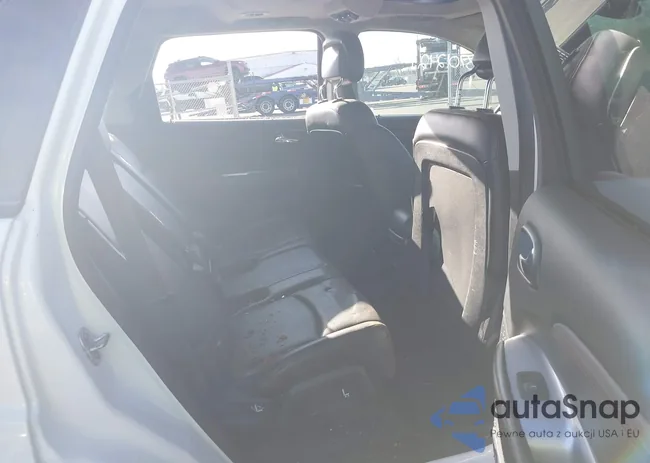 3C4PDDEG0HT583538: 38461327