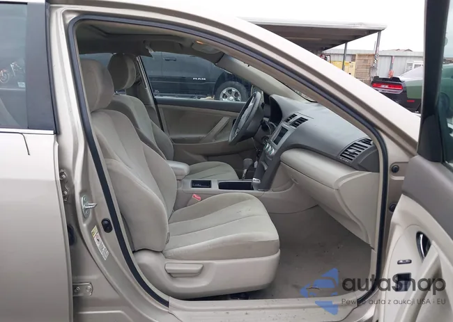 4T1BE46K19U823614: 38463512